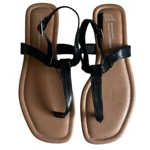 Time and Tru Black & Tan Faux Leather Gladiator Thong Sandals- Size 7